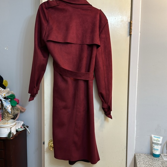 Cathrine Malandrino faux leather coat maroon - Picture 3 of 4